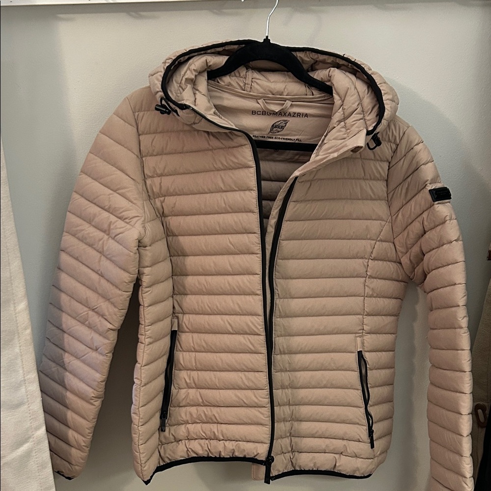 BCBGMaxAzria Light Tan Quilted Jacket